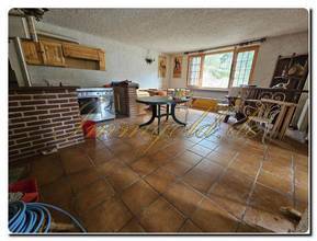 Thumbnail von Your private retreat in beautiful nature, detached villa with park in Viola to renovate