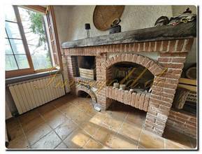 Thumbnail von Your private retreat in beautiful nature, detached villa with park in Viola to renovate