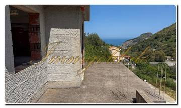 Thumbnail von Great opportunity, solid villa shell in a quiet hillside location with sea view & panoramic view of Cefalù