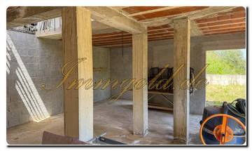 Thumbnail von Great opportunity, solid villa shell in a quiet hillside location with sea view & panoramic view of Cefalù