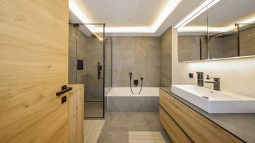 Thumbnail von Completely renovated attic apartment in a central location