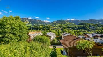 Thumbnail von Spacious property with a breathtaking view