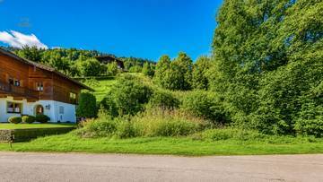 Thumbnail von Spacious property with a breathtaking view