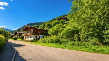 Thumbnail von Spacious property with a breathtaking view