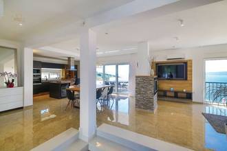 Thumbnail von Modern luxury villa with panoramic sea view