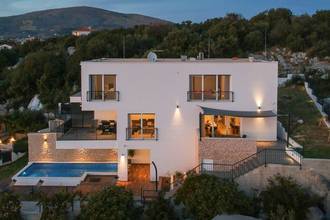 Thumbnail von Modern luxury villa with panoramic sea view