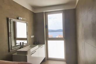 Thumbnail von Modern villa with pool and sea view, Sibenik region