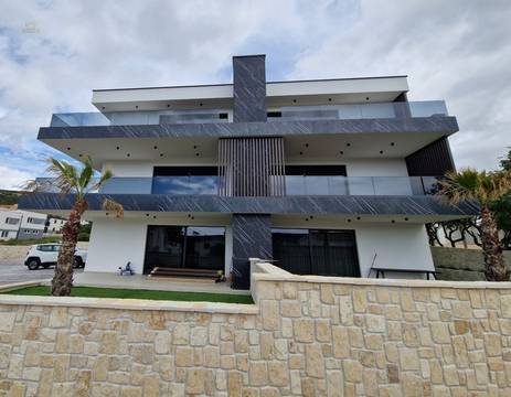 Modern new-build apartment near the sea