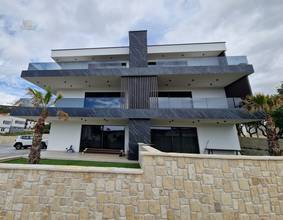 Thumbnail von Modern new-build apartment near the sea