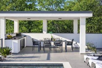Thumbnail von Modern villa with swimming pool and panoramic sea view