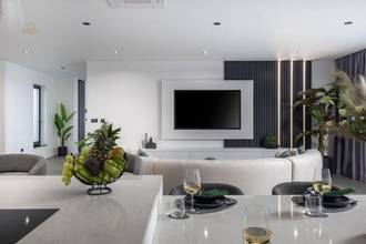 Thumbnail von Modern villa with swimming pool and panoramic sea view