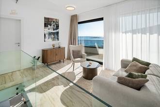 Thumbnail von Modern villa with panoramic sea view and swimming pool, Rogoznica region