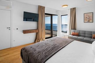 Thumbnail von Modern villa with panoramic sea view and swimming pool, Rogoznica region
