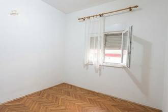 Thumbnail von Well-maintained house with two residential units and sea view, Split region