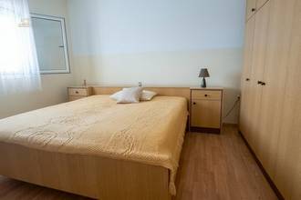 Thumbnail von Well-maintained house with two residential units and sea view, Split region