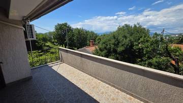 Thumbnail von House with sea view and garden near the beach