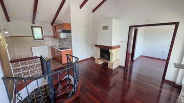 Thumbnail von House with sea view and garden near the beach