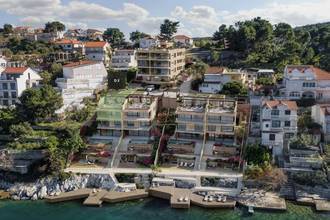 Thumbnail von Luxurious penthouse apartment with rooftop terrace directly by the sea