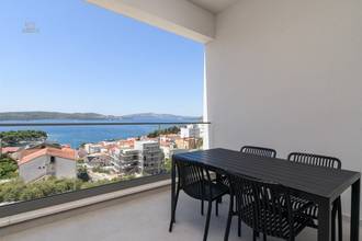Thumbnail von Modern duplex penthouse with pool and sea view