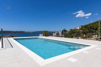 Thumbnail von Modern duplex penthouse with pool and sea view