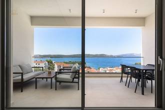 Thumbnail von Modern duplex penthouse with pool and sea view