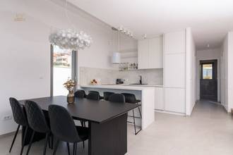 Thumbnail von Modern duplex penthouse with pool and sea view