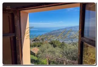 Thumbnail von Detached panoramic villa above Cefalù, four bedrooms, great sea view, and approximately 11,000 m² of spacious hillside property.