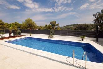 Thumbnail von New villa with pool and sea view, approximately 80 meters to the sea