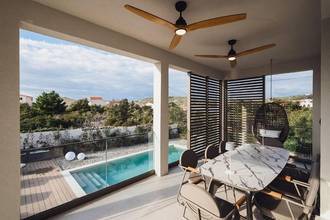 Thumbnail von Modern villa with two apartments near the sea, Rogoznica region