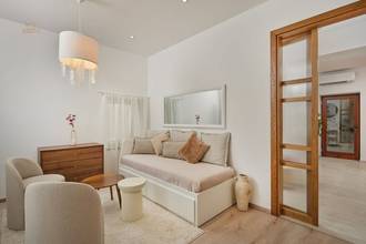 Thumbnail von High-quality renovated stone house in first line to the sea