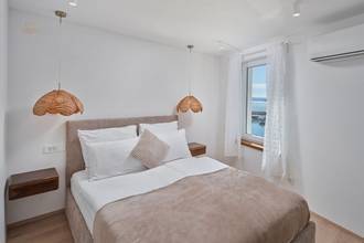 Thumbnail von High-quality renovated stone house in first line to the sea