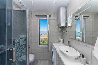 Thumbnail von Modern villa with panoramic sea view and pool