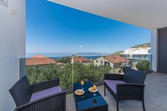 Thumbnail von Modern villa with panoramic sea view and pool