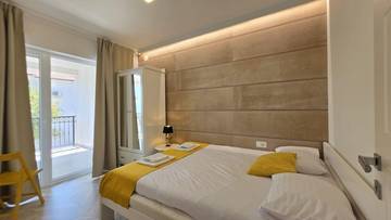 Thumbnail von Modern ground-floor apartment with sea view and parking space