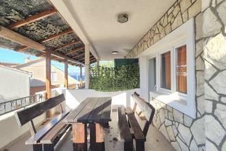 Thumbnail von Detached house with sea view and two residential units