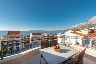 Thumbnail von Modern apartment building with sea view and 16 residential units, Makarska Riviera