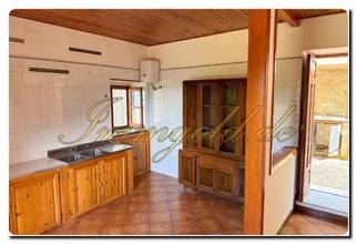 Thumbnail von Independent country houses in the Madonie: a traditional natural stone farmhouse and a separate guesthouse on a 6,000 m² property with sea views, near Castelbuono.