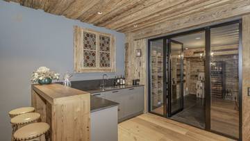 Thumbnail von Luxury villa with a secondary residence in an unobstructed prime location