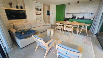 Thumbnail von Modern ground-floor apartment with pool, garden, and sea view