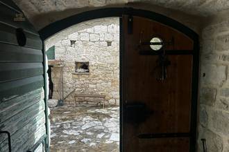 Thumbnail von Renovated stone house with sea view and garden