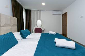 Thumbnail von Two furnished living units with sea view and pool in the resort
