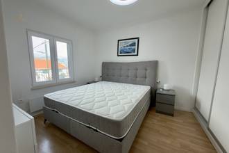 Thumbnail von Three renovated residential units with sea view