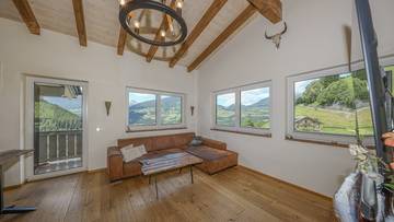 Thumbnail von High-quality two-family house in an unobstructed view location