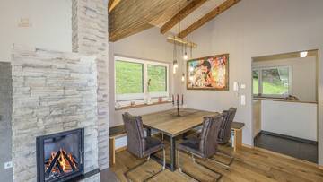 Thumbnail von High-quality two-family house in an unobstructed view location