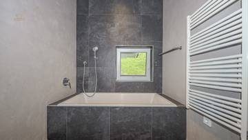 Thumbnail von High-quality two-family house in an unobstructed view location