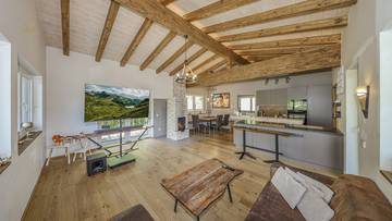 Thumbnail von High-quality two-family house in an unobstructed view location