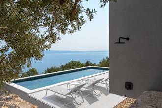 Thumbnail von Unique villa with pool and sea view, Omis Riviera