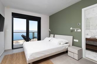 Thumbnail von Unique villa with pool and sea view, Omis Riviera