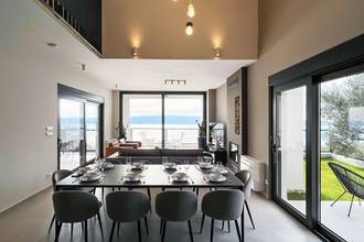 Thumbnail von Unique villa with pool and sea view, Omis Riviera