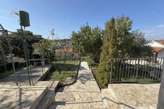 Thumbnail von House with sea view and two separate apartments, garden